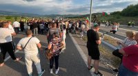 Жители на благоевградски села блокираха автомагистрала Струма Недоволството им е