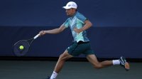 Тенис сензацията Давид Гофен елиминира водача в световната ранглиста Карлос