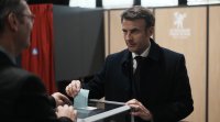 Франция гласува на първи тур на президентски избори 48 млн