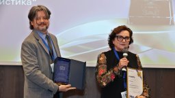 НСНИ отличи двама журналисти от Investor Media Group