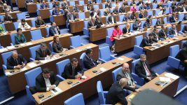 Депутатите разглеждат приходите и разходите за 2025 г.
