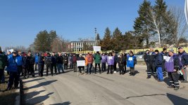 Служители на "Терем" блокират пътища заради неизплатени заплати (ВИДЕО)