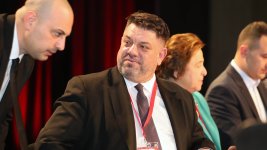 Атанас Зафиров: Вотът на недоверие е "буря в чаша вода"