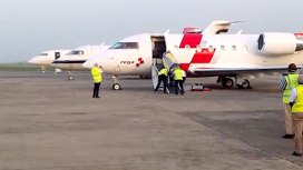 Швейцарка с ебола е транспортирана от Нигерия в Женева, следят десетки контактни