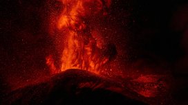 Българка е сред засегнатите от изригването на вулкана Анак Кракатау