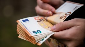 Банката на бъдещето идва: Еврото и AI променят начина, по който управляваме парите си