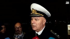 Екипажът на ударения кораб пристигна във Варна, 20 контейнера плават в морето