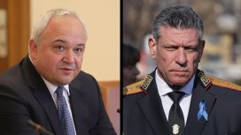 След оставката на Кандев: Политически въпроси за натиск и купила ли си е олигархията правителство