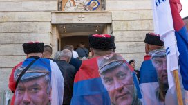 Погребват Ратко Младич с военни почести в Белград, ЕС осъди прославянето му