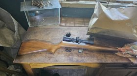 Задържаха трима за кражба за 40 000 евро в Благоевград, откриха оръжия и взривни вещества