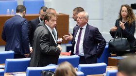 28 закона и 89 решения - какво свършиха депутатите от 52-рото НС