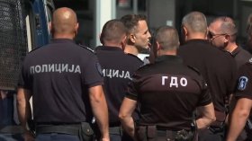 Стоян Мавродиев се завърна с белезници в България