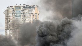 Русия удари центрове за данни в Киев и остави 100 000 домакинства без интернет