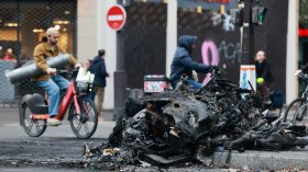 "Жълтите жилетки" обявиха "Втори акт" и готвят нови протести във Франция в събота