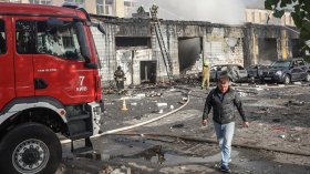 Украйна удари с дронове една от най-старите петролни рафинерии в Русия
