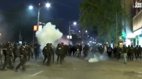 Мащабни протести в Мадрид срещу Педро Санчес