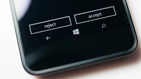 Microsoft хвърли $1 млрд. и 2 години за телефон, оцелял едва 48 дни