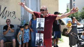 "Не на дрогата": Протест в столичния квартал "Христо Ботев" с призив за спешни мерки
