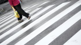 Жена е блъсната на пешеходна пътека в Казанлък