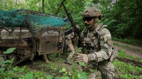 Украйна уби трима души и рани други 7 при атака в Крим