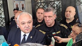 Демерджиев след оставката на Кандев: Мъжете говорят директно, а не във Facebook