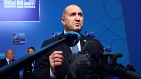 Радев пред НАТО: Няма да подкрепяме Украйна за сметка на България