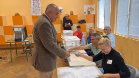 Борисов: Апатия, страх от репресии и липса на обединител сринаха активността