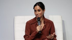 Ампутираха крака на бащата на Меган Маркъл