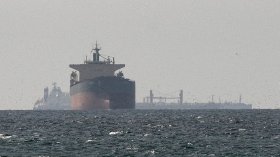 Иран с нов режим за корабите в Ормузкия проток