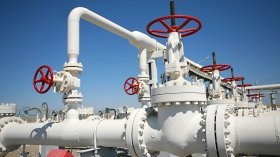 Брюксел иска ЕС да намали потреблението на газ и ток заради енергийната криза