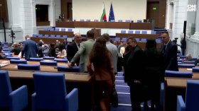 Глоби и затвор за нарушаване на санкциите на ЕС: Депутатите приеха промени в НК на първо четене