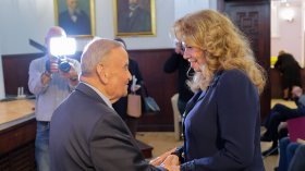 Йотова: Истинската наука се прави тихо и далеч от прожекторите