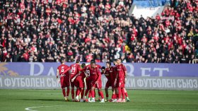 София е "червена": Еуфорията на ЦСКА при победата над "Левски" в СНИМКИ