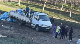 Боклукът на "Люлин": Камиони го трупат между блокове (ВИДЕО)