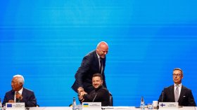 Европа зад Зеленски: Лидерите от "Коалицията на желаещите" застанаха до Украйна (СНИМКИ)