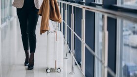 Ryanair официално затвори базата си в Солун и намалява наполовина полетите до Атина