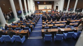 "Алфа Рисърч": Шест партии влизат в парламента, Радев печели убедително изборите