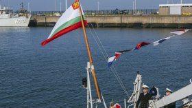 България прие от Белгия първия от новите ни кораби за противоминна борба