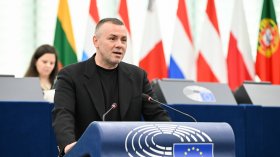 ЕК одобри проекта на Христо Петров за летни лагери за деца в бедност
