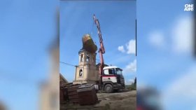Кран изпусна купола на 169-годишна църква в Голема Раковица (+ВИДЕО)