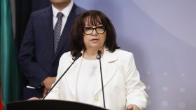 ГЕРБ няма да подкрепи никого на президентските избори, обяви Петкова