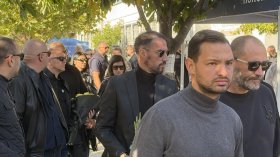 Пловдив изпрати Илиян Филипов: Футболният елит се събра за последно сбогом (СНИМКИ)