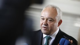 "Пеевски натиска бутона": Демерджиев отговори на сигналите на Калин Стоянов