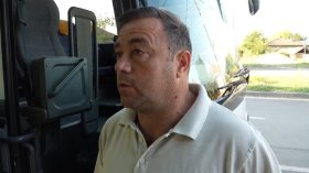 Противоречиви версии на шофьора и свидетел за сваленото момче от автобус край Плевен