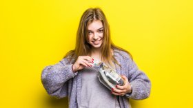 3 зодии привличат сериозен финансов успех на 27 септември 2026