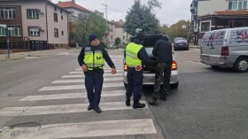 Акция в Благоевградско срещу битовата престъпност и купения вот (СНИМКИ+ВИДЕО)