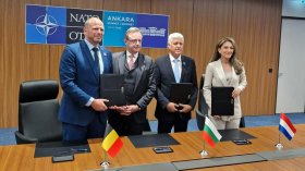 Получаваме от Белгия и Нидерландия седем кораба за противоминна борба