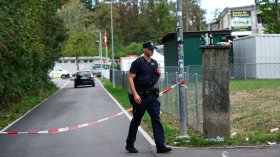 Полицията с мащабно издирване след кървавата стрелба в Швейцария (СНИМКИ)