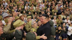 В Северна Корея препоръчаха супа от кучешко месо срещу жегите