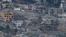 Домове под багерите: Израелска техника разрушава къщи в Мансури (СНИМКИ)